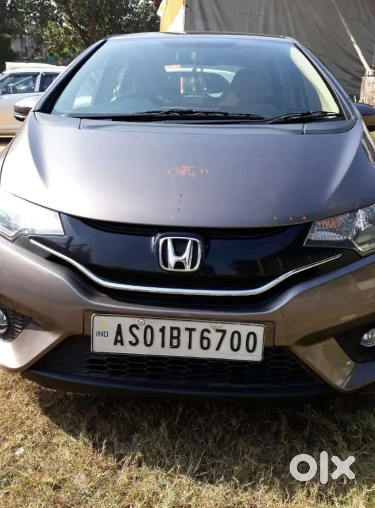 Honda Jazz September 2015 Petrol Well Maintained
