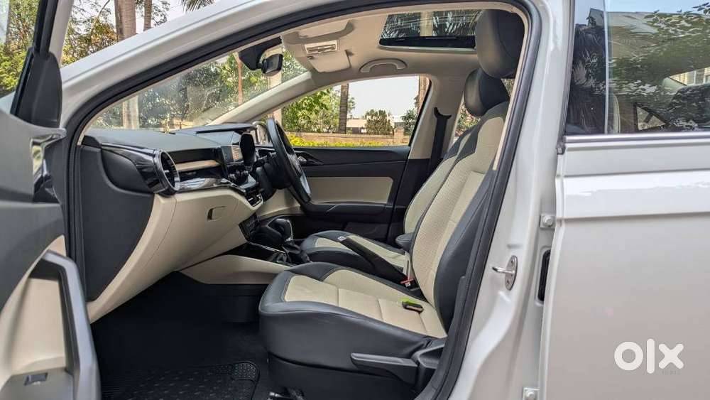 Skoda Slavia Style 1.5l Tsi Dsg, 2022, Petrol