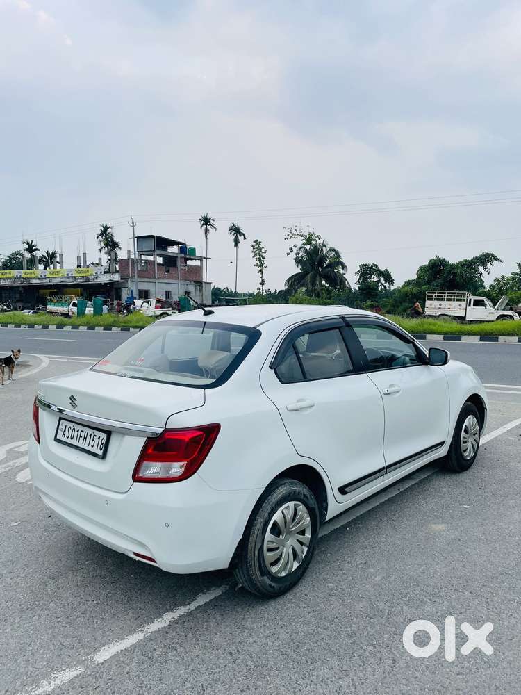 Maruti Suzuki Dzire 1.2 Vxi Amt, 2022, Petrol