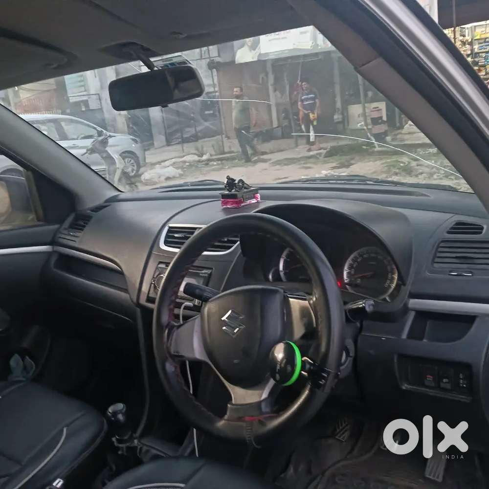 Maruti Suzuki Swift 2015 Diesel 70000 Km Driven