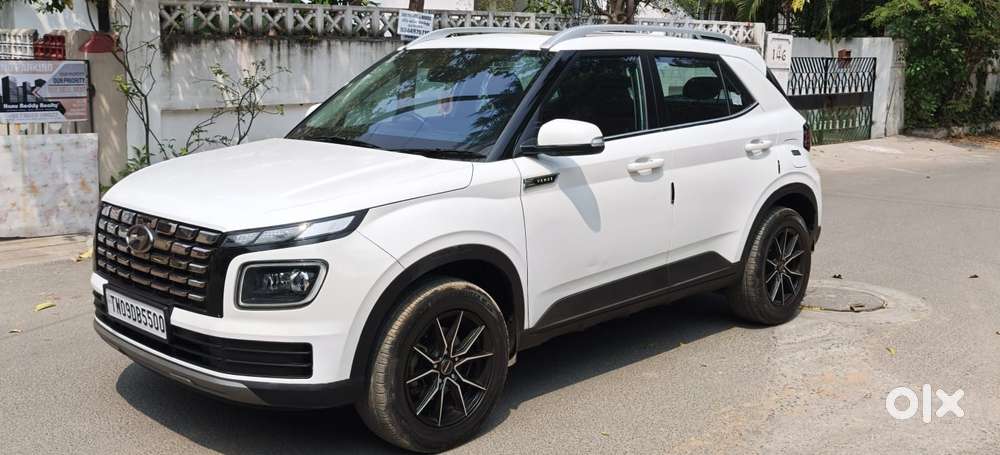 Hyundai Venue Sx (o) Mt 1.5 Diesel, 2023, Diesel