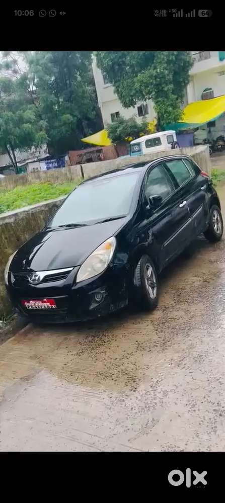 Hyundai I20 Sportz Diesel Smooth Engine New Battry Alloy Wheels Music