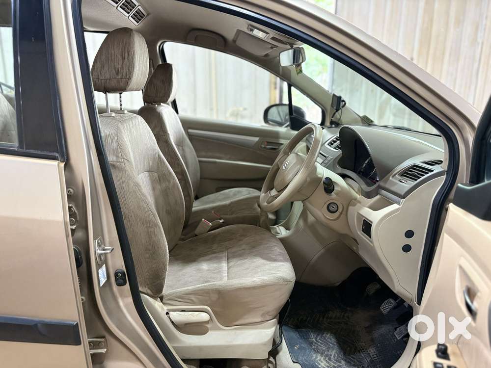 Maruti Suzuki Ertiga Vxi Abs Bs Iv, 2013, Petrol