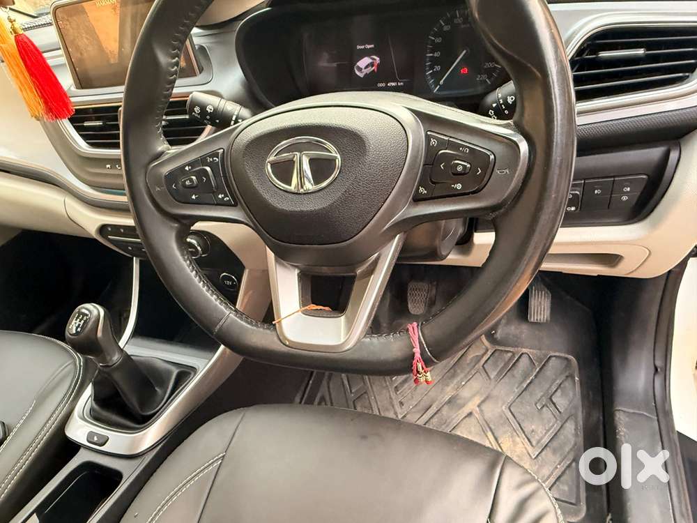 Tata Altroz Xz Plus Petrol Edition Start Stop Push Button