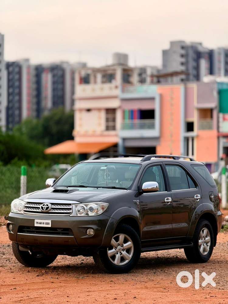 Toyota Fortuner, 2011, Diesel