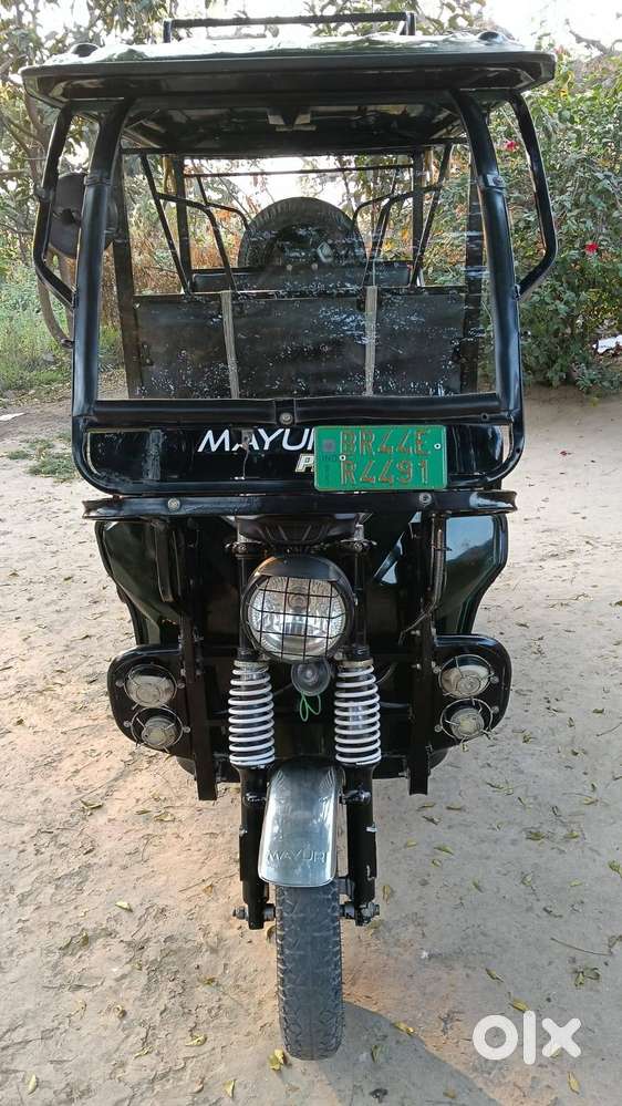 Mayuri E-rickshaw Only 18 Month Old