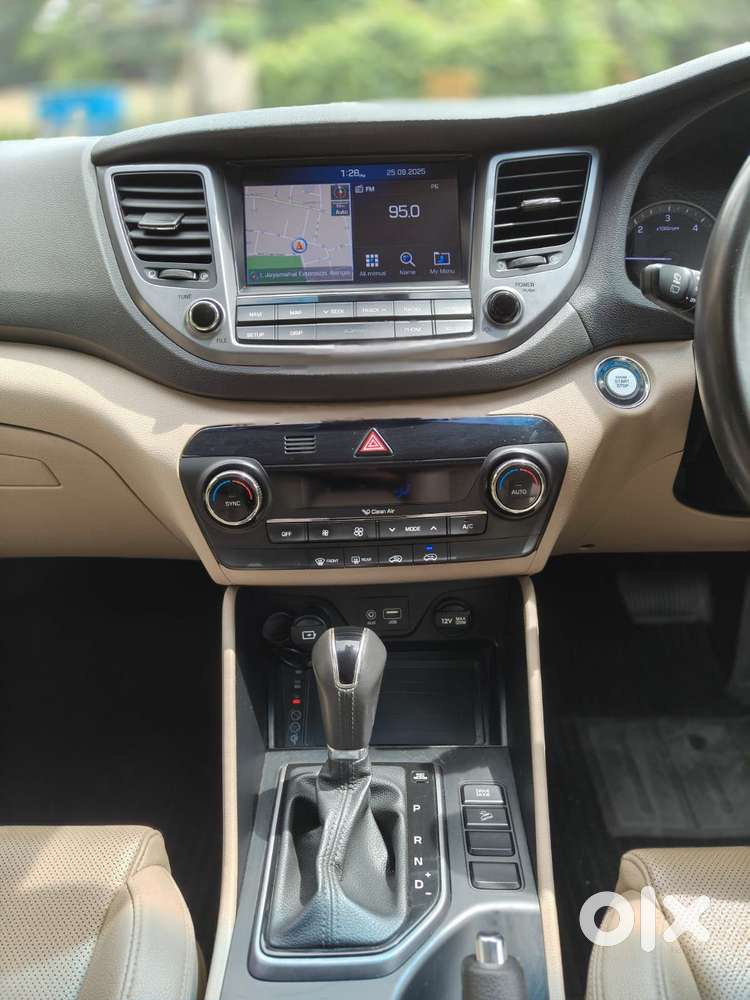Hyundai Tucson [ ] 2.0 Gls 2wd At Petrol, 2019, Diesel