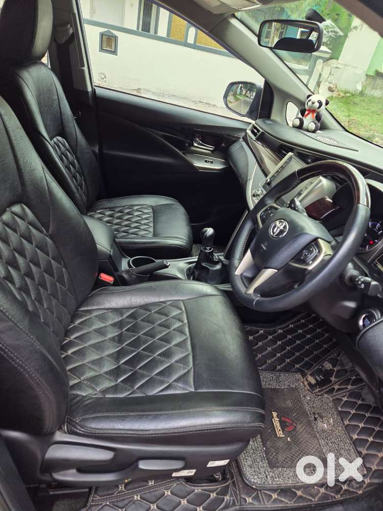 Toyota Innova Crysta 2.4 V 7 STR, 2024, Diesel