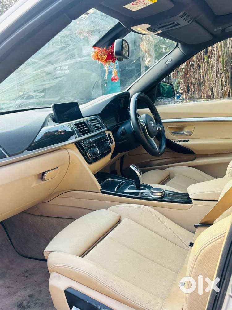 Bmw 3 Series 330i, 2019, Petrol