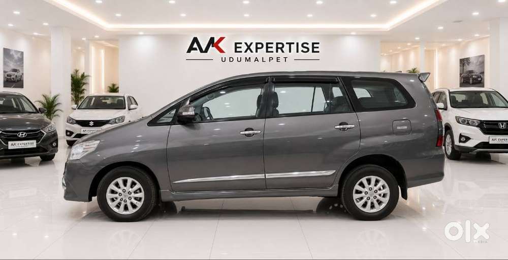 Toyota Innova (2014)