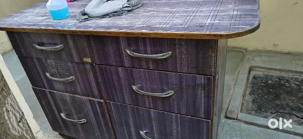 Cupboard used to keep utensils