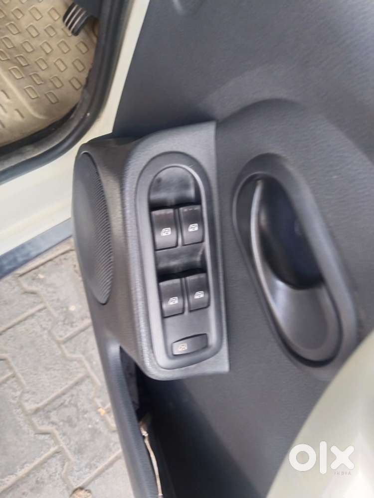 Renault Duster 2012-2015 Petrol Rxl, 2013, Petrol