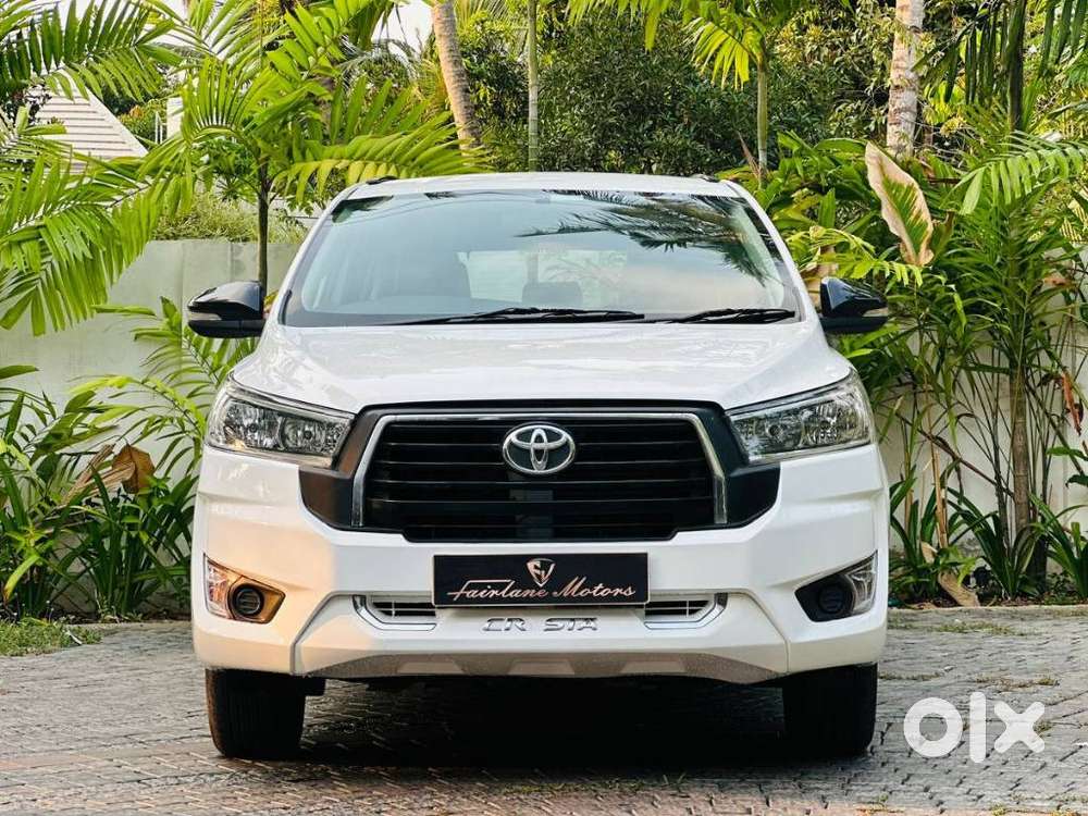 Toyota Innova Crysta 2.8 Gx At, 2016, Diesel