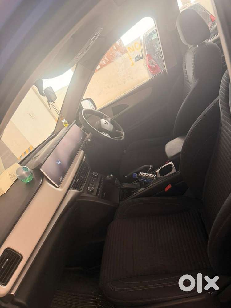 Mahindra Xuv700 Diesel Good Condition