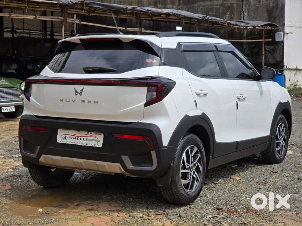 Mahindra Xuv 3xo Ax5l 1.2 Petrol At, 2025, Petrol