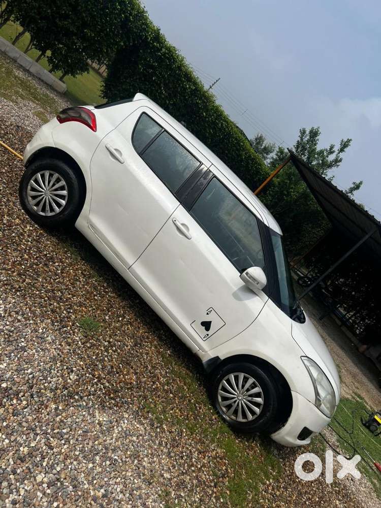 Maruti Suzuki Swift 2012 Cng & Hybrids 131000 Km Driven