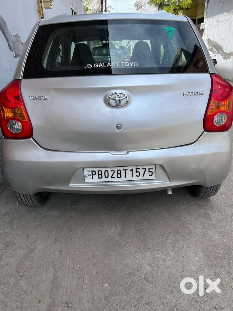 Toyota Etios Liva 2012 Diesel Well Maintained