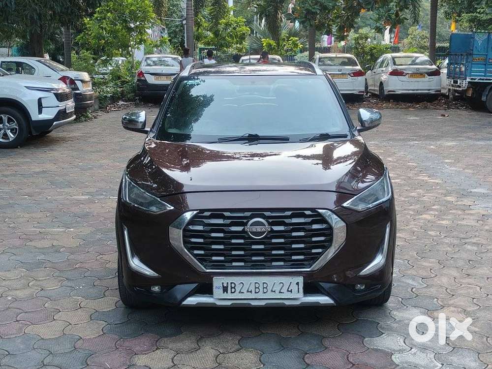 Nissan Magnite 1.0 Xv Premium, 2021, Petrol