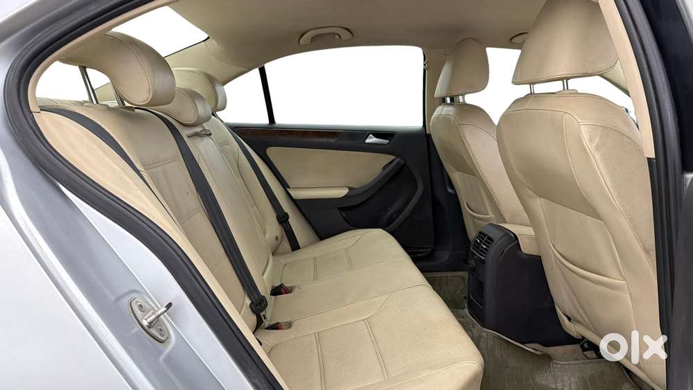 Volkswagen Jetta [ ] 1.4 Trendline Tsi, 2016, Petrol