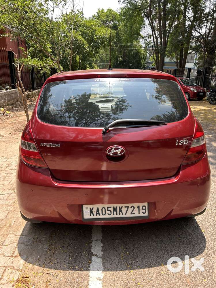 Hyundai I20 2009-2011 Asta, 2011, Petrol