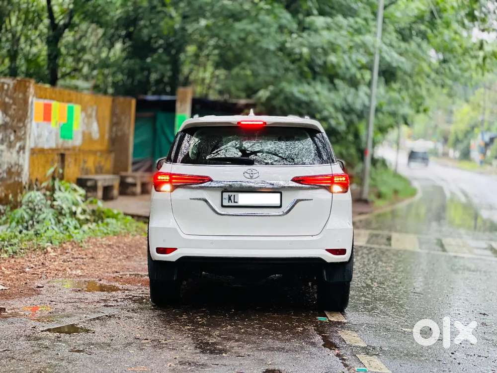 Toyota Fortuner 2020 Diesel Automatic 4x2 – Well Maintained