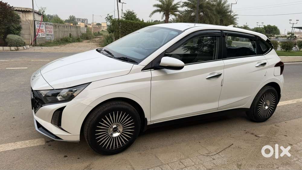 Hyundai I20 Sportz 1.2 Mt, 2024, Petrol