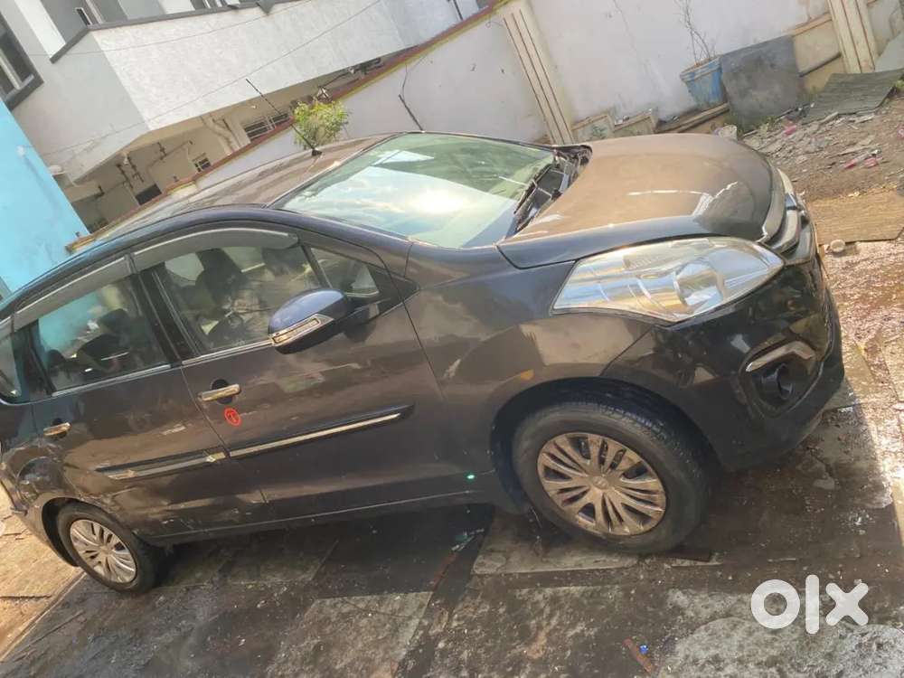 Maruti Suzuki Ertiga 2012