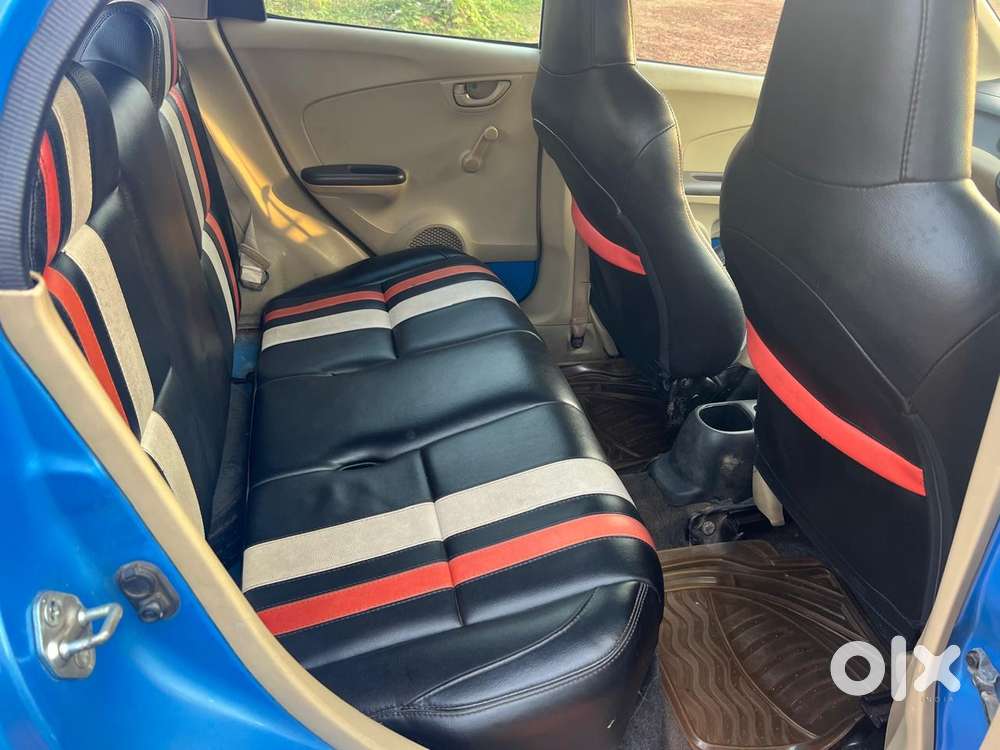 Honda Brio V Mt, 2014, Petrol