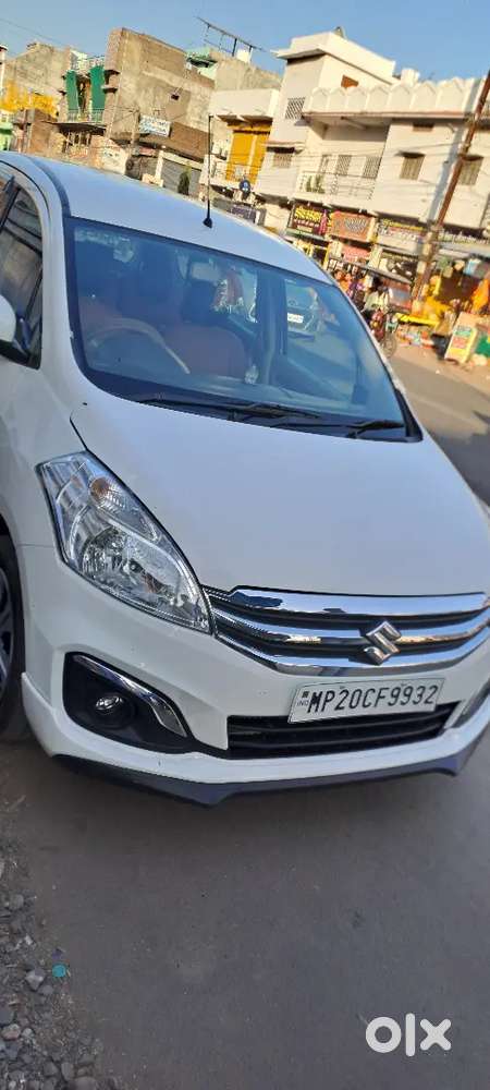 Showroom Condition. No Screth, No Dant.