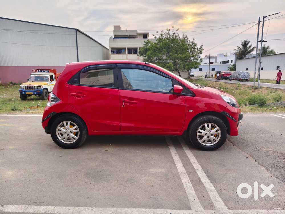 Honda Brio 2011-2013 V Mt, 2013, Petrol