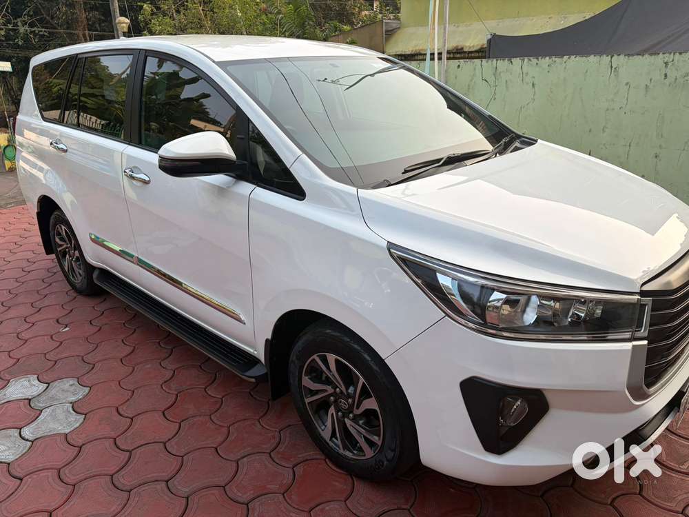 Toyota Innova Crysta [2020-ongoing] 2.4 Gx At 7 Str, 2021, Diesel