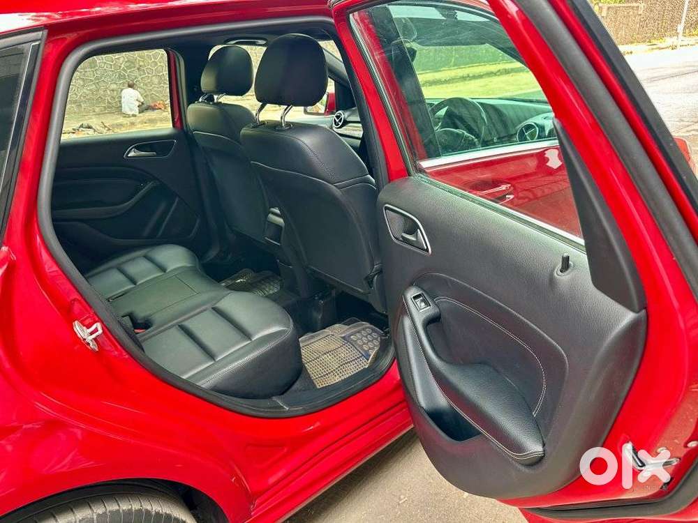 Mercedes-benz B Class 180 Sportz Petrol, 2014, Petrol