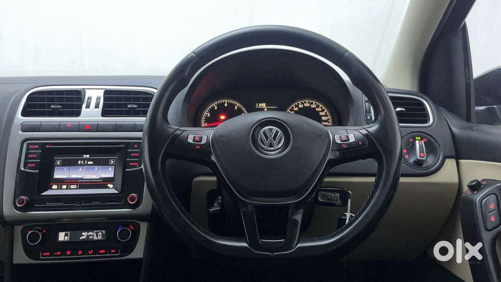 Volkswagen Ameo 1.2 Mpi Highline 16 Alloy, 2016, Petrol