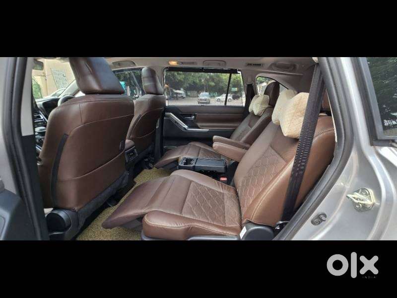 Toyota Innova Hycross 2.0 Zx (o) Hybrid 7 Str, 2024, Petrol