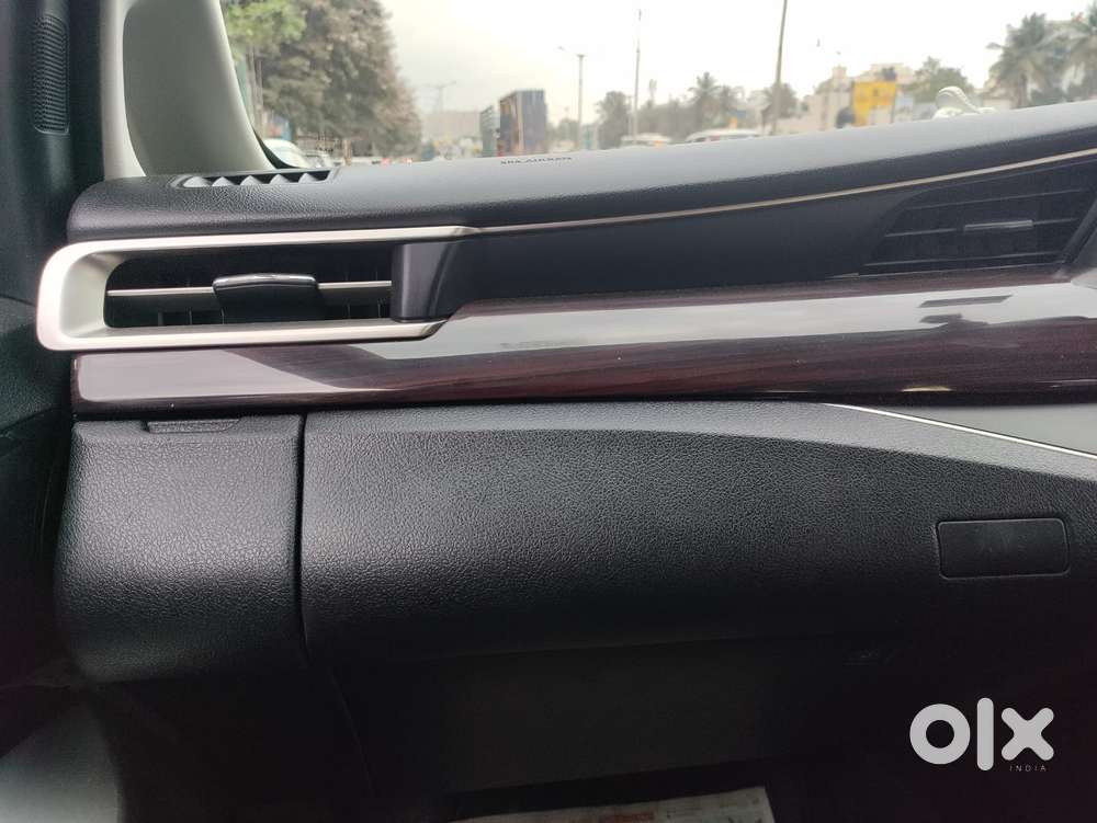 Toyota Innova Crysta 2.4 V 8 Str, 2020, Diesel