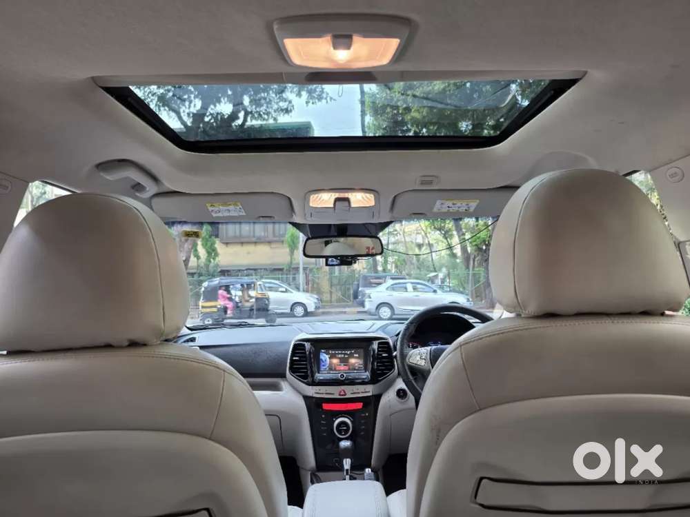 Mahindra Xuv300 W8 (o) 1.5 Diesel Amt, 2022, Diesel