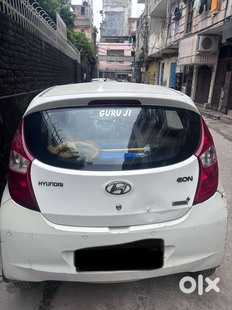 Hyundai Eon Magna 2015