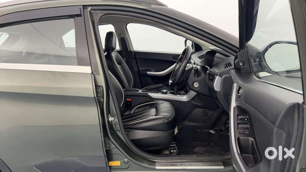 Tata Nexon 1.2 Revotron Xm, 2022, Petrol