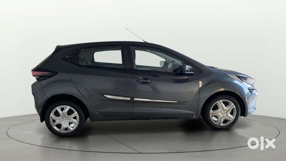 Tata Altroz 1.2 Xm Plus, 2021, Petrol
