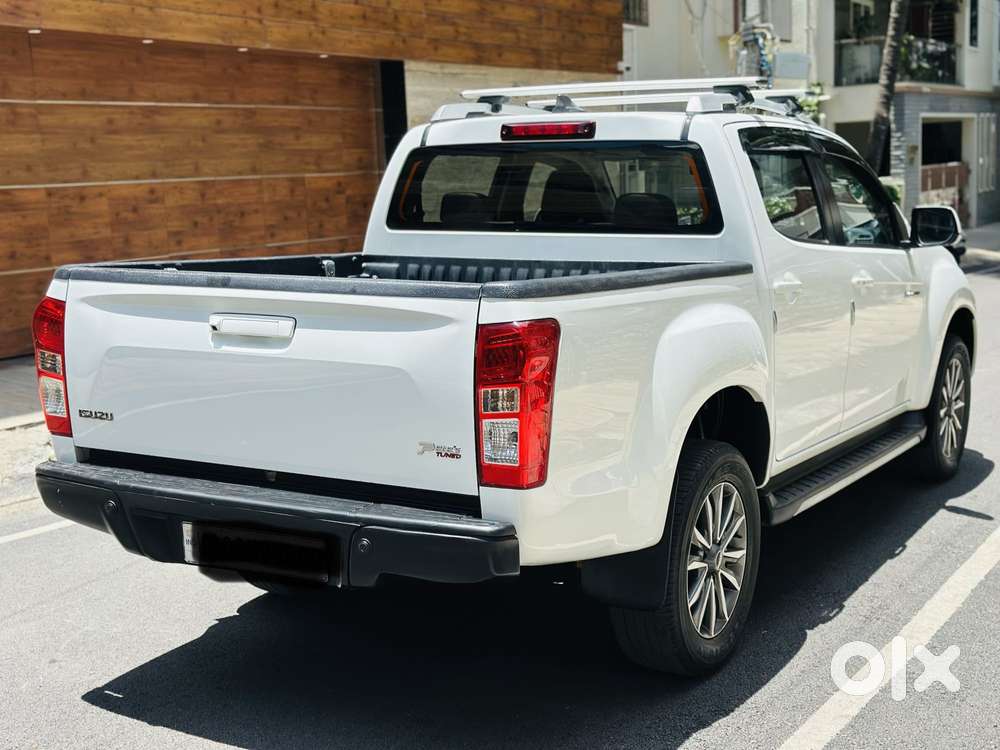 Isuzu V-cross Z Prestige 4x4 At, 2023, Diesel