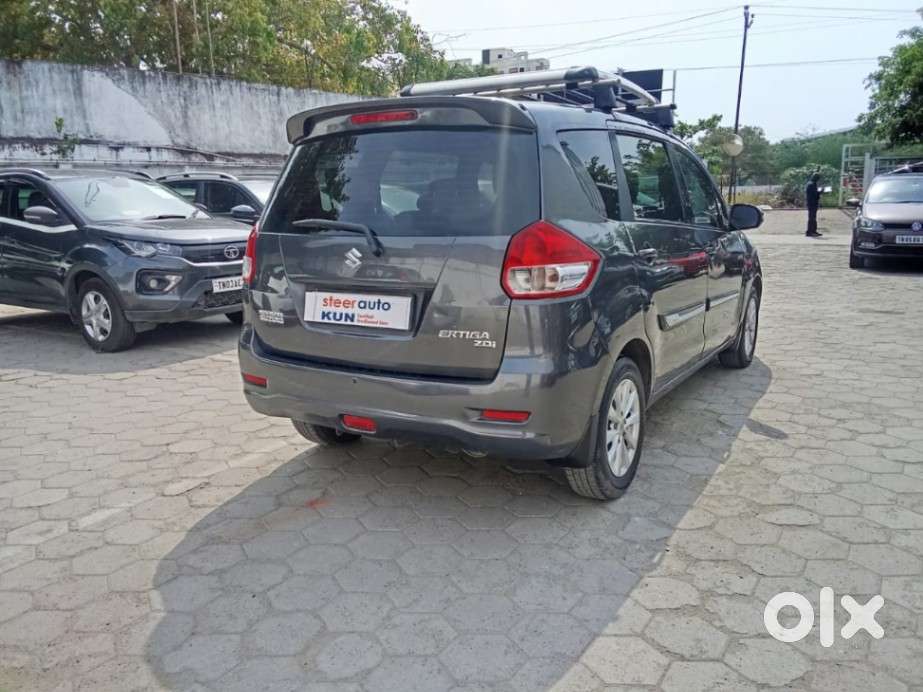 Maruti Suzuki Ertiga 1.3 Zdi Plus, 2013