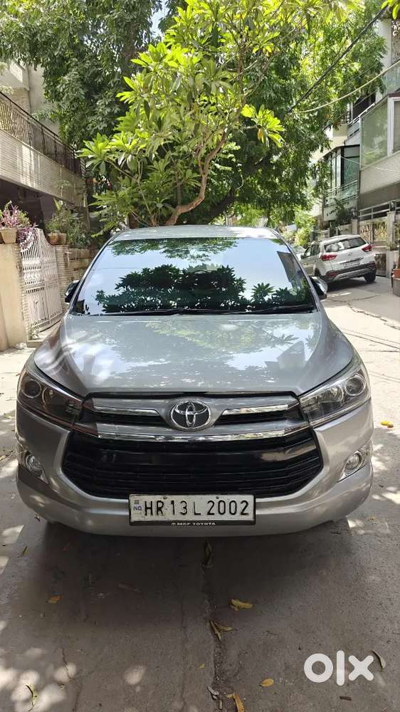 Toyota Innova Crysta 2.8zx At Top Model 2017 Diesel