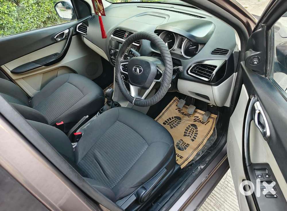 Tata Tiago Xz Opt, 2017, Petrol