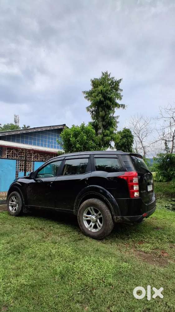 Mahindra Xuv500 2014 Diesel Manual Fourth Owner