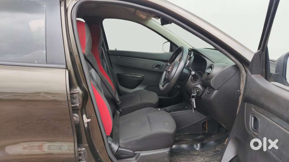 Renault Kwid 1.0 Rxt Amt, 2022, Petrol