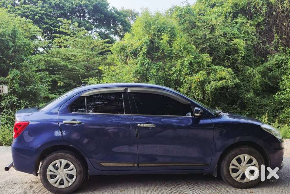 Maruti Suzuki Swift Dzire 1.3 Zxi, 2022, Petrol