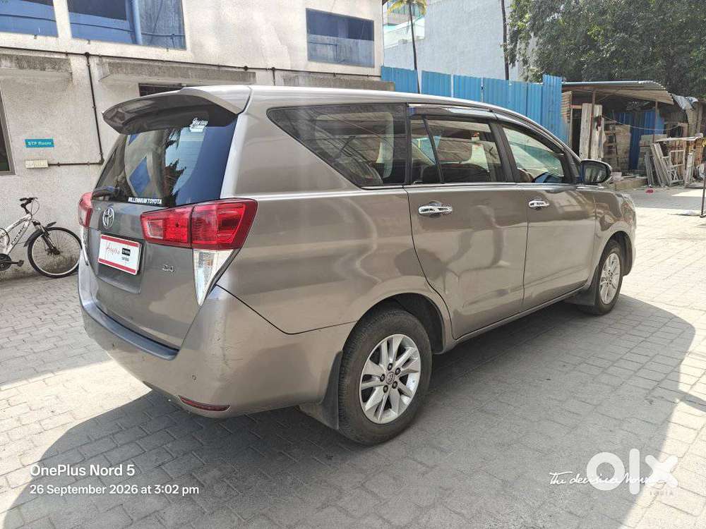 Toyota Innova Crysta [2020-ongoing] 2.4 Vx 8 Str, 2020, Diesel