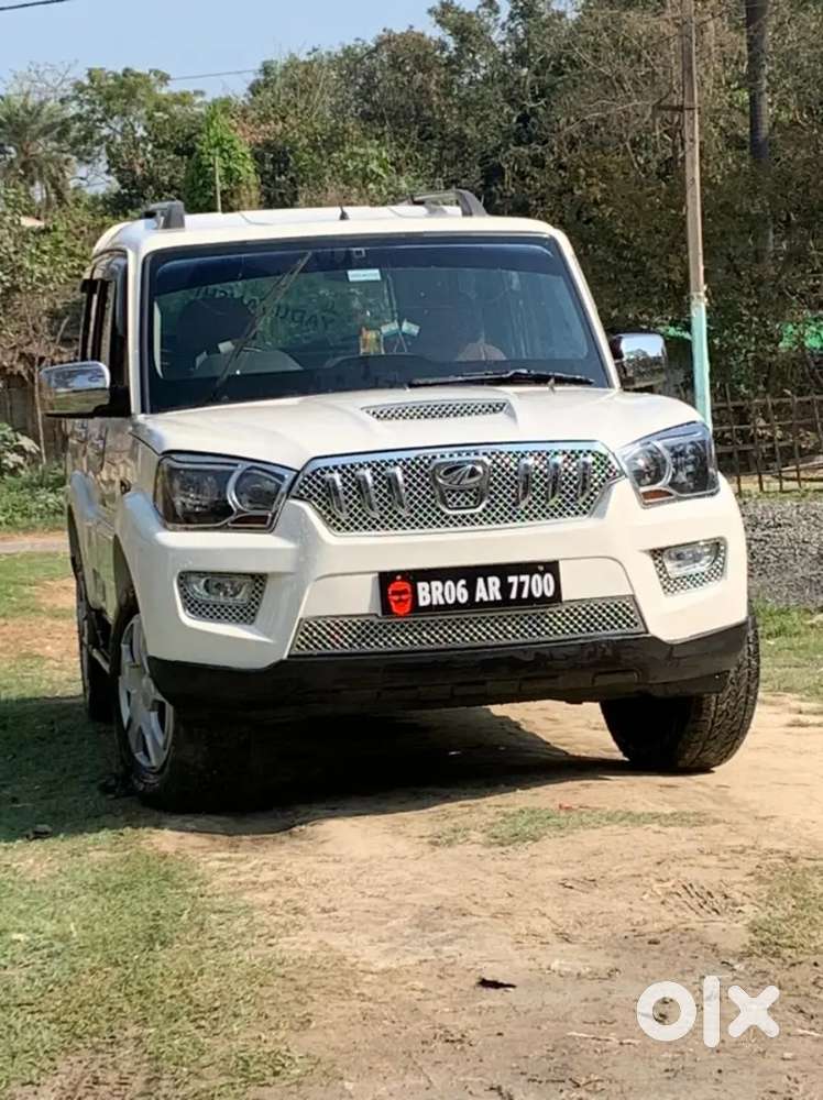Mahindra Scorpio 2.2 S6 Plus 2015