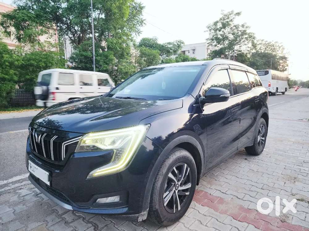 Mahindra Xuv700 Diesel At 2022