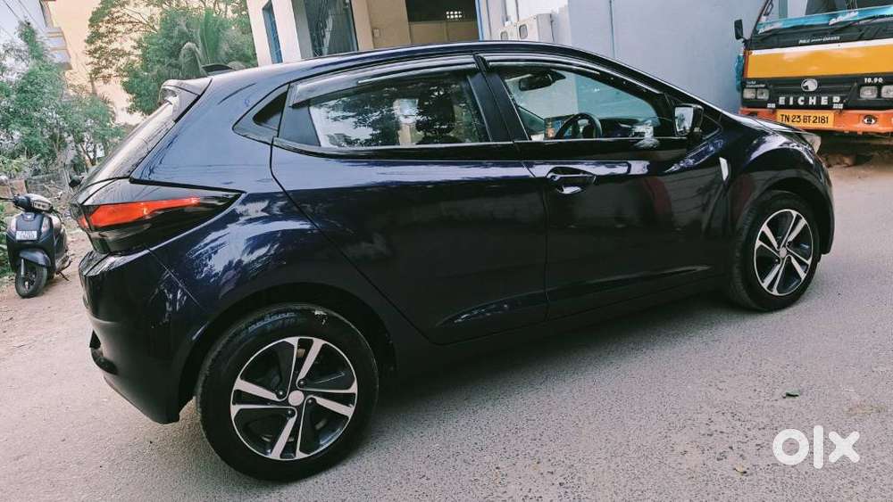 Tata Altroz 1.2 Xz Plus I-turbo Petrol Dark Edition, 2024, Petrol